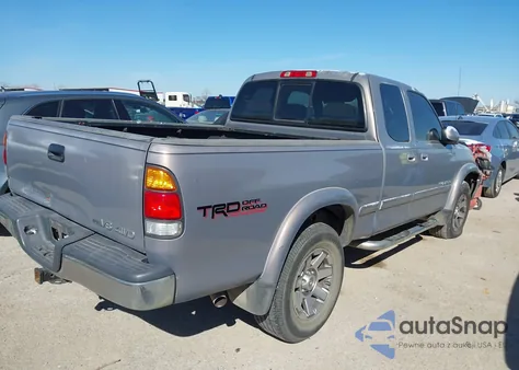 2002 Toyota Tundra Ltd V8 z USA, uszkodzony, nr VIN 5TBBT48192S308779